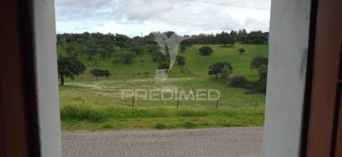 Casa rústica em aldeia velha, avis