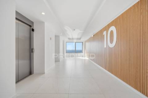 Apartamento t2 com acesso direto à praia formosa | madeira acqua residences