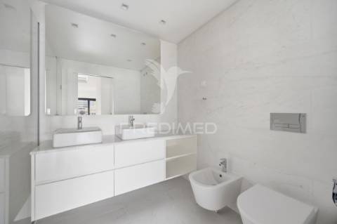 Apartamento t2 com acesso direto à praia formosa | madeira acqua residences