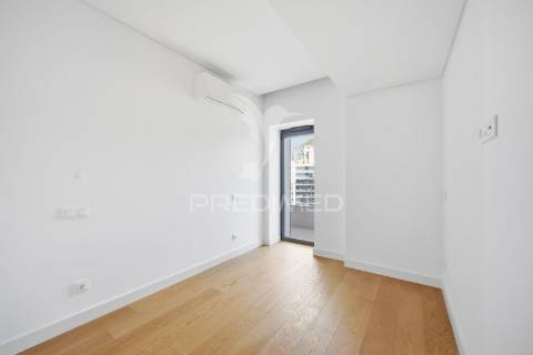 Apartamento t2 com acesso direto à praia formosa | madeira acqua residences