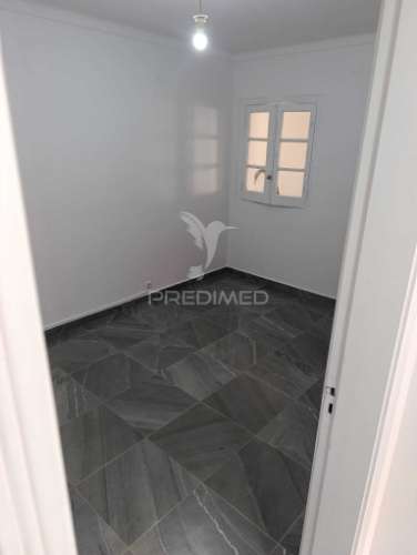 Moradia térrea- inserida num lote de terreno de 645m2-elvas