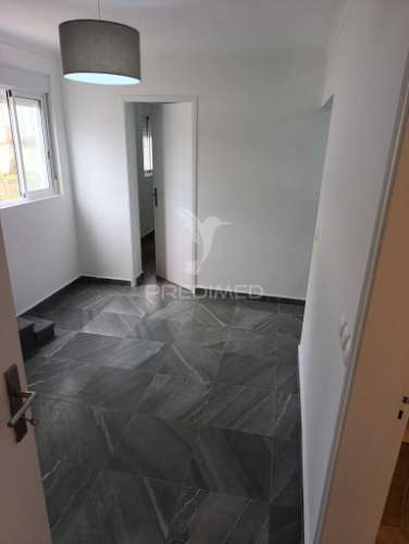 Moradia térrea- inserida num lote de terreno de 645m2-elvas