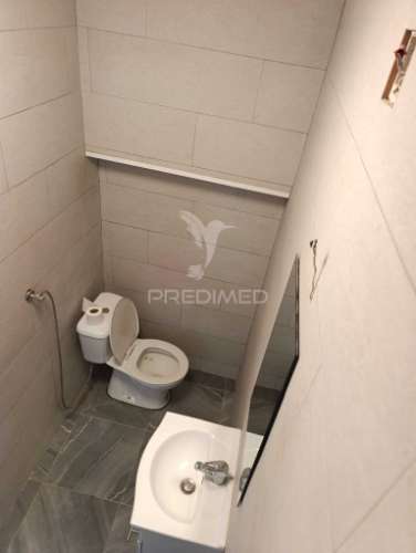 Moradia térrea- inserida num lote de terreno de 645m2-elvas