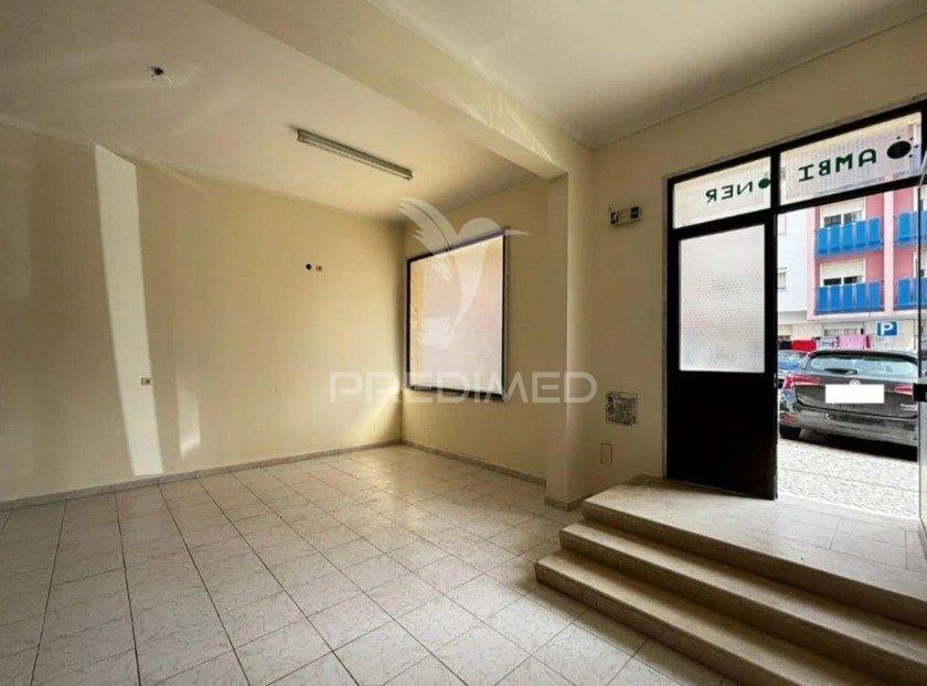 Excelente loja em são marcos – agualva-cacém