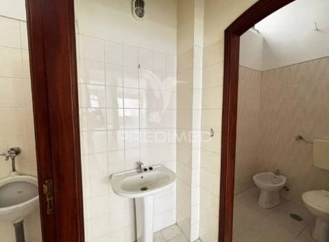 Excelente loja em são marcos – agualva-cacém