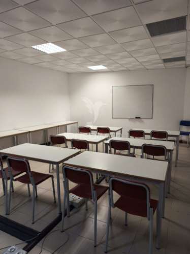 Espaço comercial de 219,6 m² no centro de albufeira