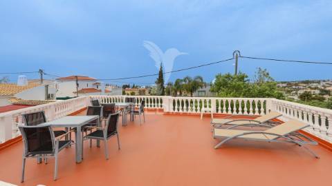 Moradia t4 com piscina aquecida em carvoeiro