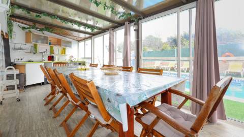 Moradia t4 com piscina aquecida em carvoeiro