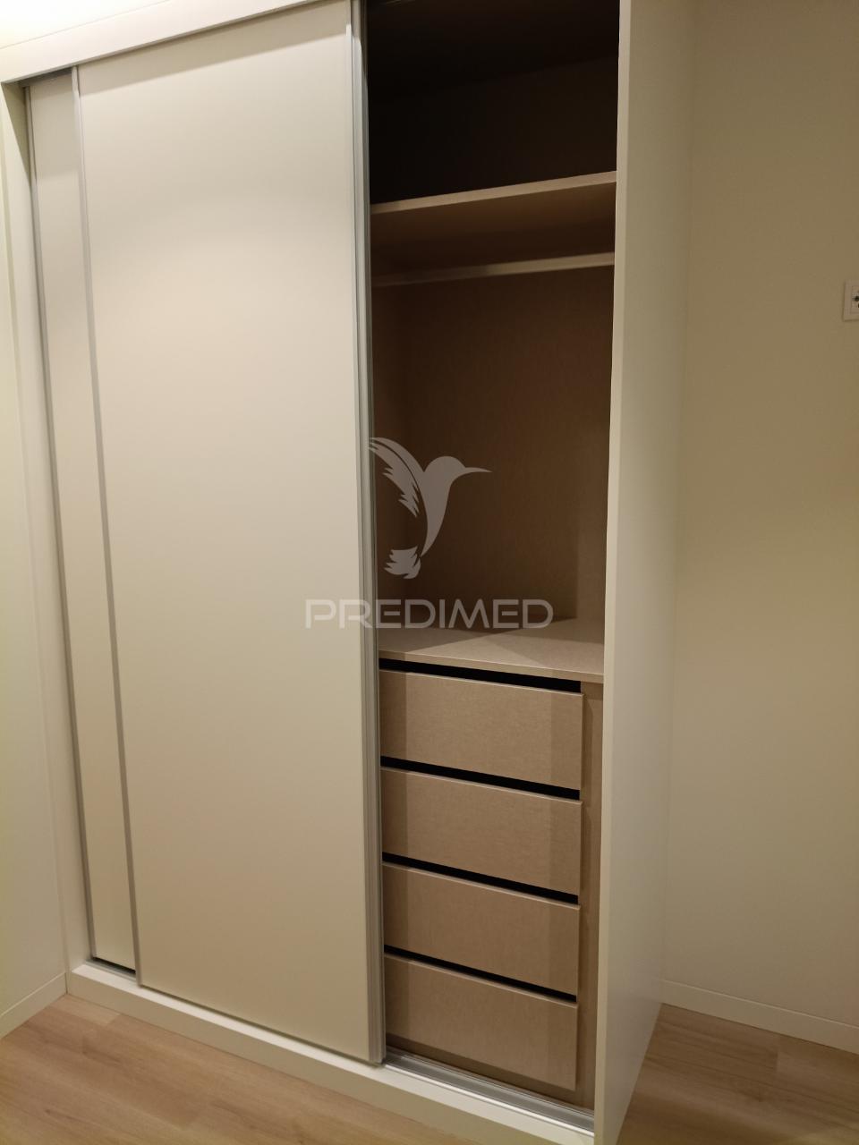 T2 para venda  em serralves