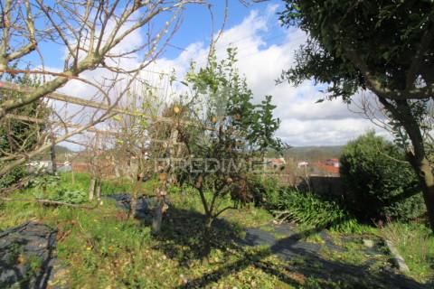 Moradia t4 bi-familiar em s. romão coronado, trofa