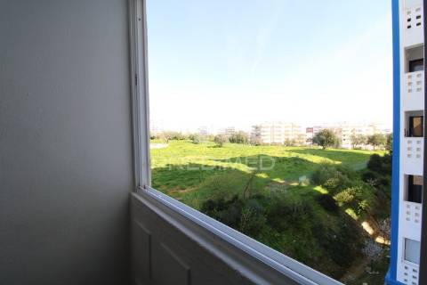 Apartamento t1 em condomínio na praia da rocha