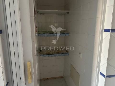 Apartamento t3 no carregado