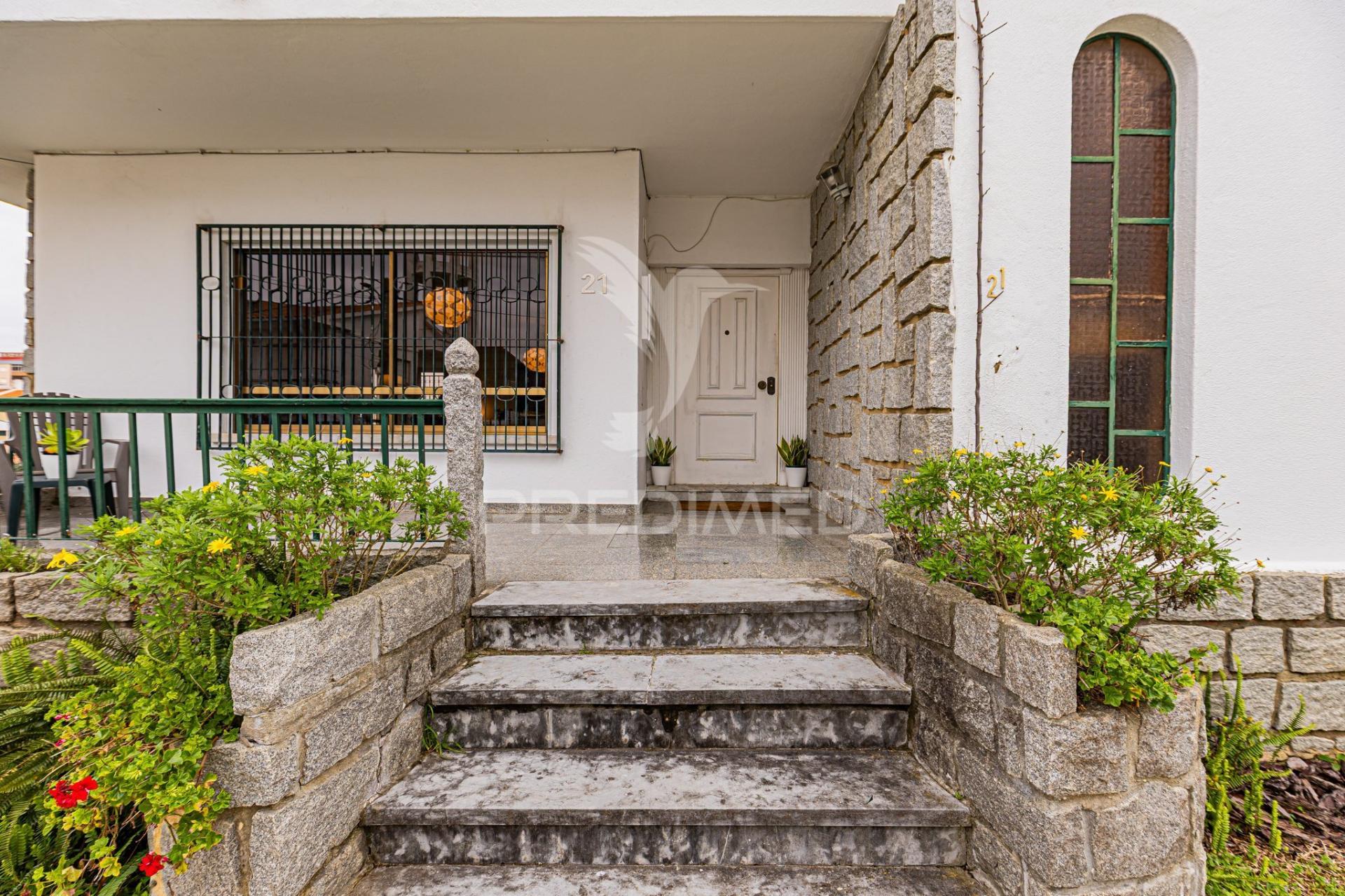 Exclusiva moradia t7 clássica de grandes dimensões | quinta do rouxinol – miratejo