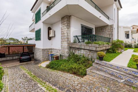 Exclusiva moradia t7 clássica de grandes dimensões | quinta do rouxinol – miratejo