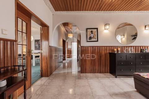 Exclusiva moradia t7 clássica de grandes dimensões | quinta do rouxinol – miratejo