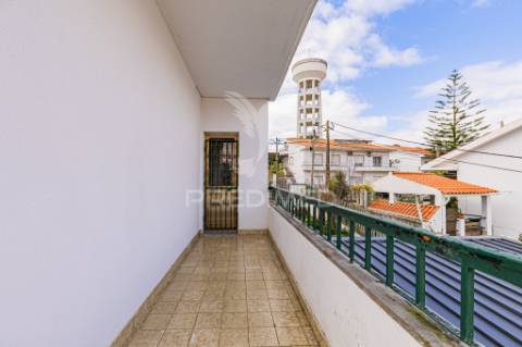 Exclusiva moradia t7 clássica de grandes dimensões | quinta do rouxinol – miratejo