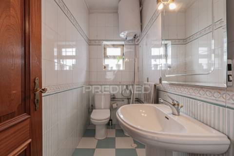 Exclusiva moradia t7 clássica de grandes dimensões | quinta do rouxinol – miratejo