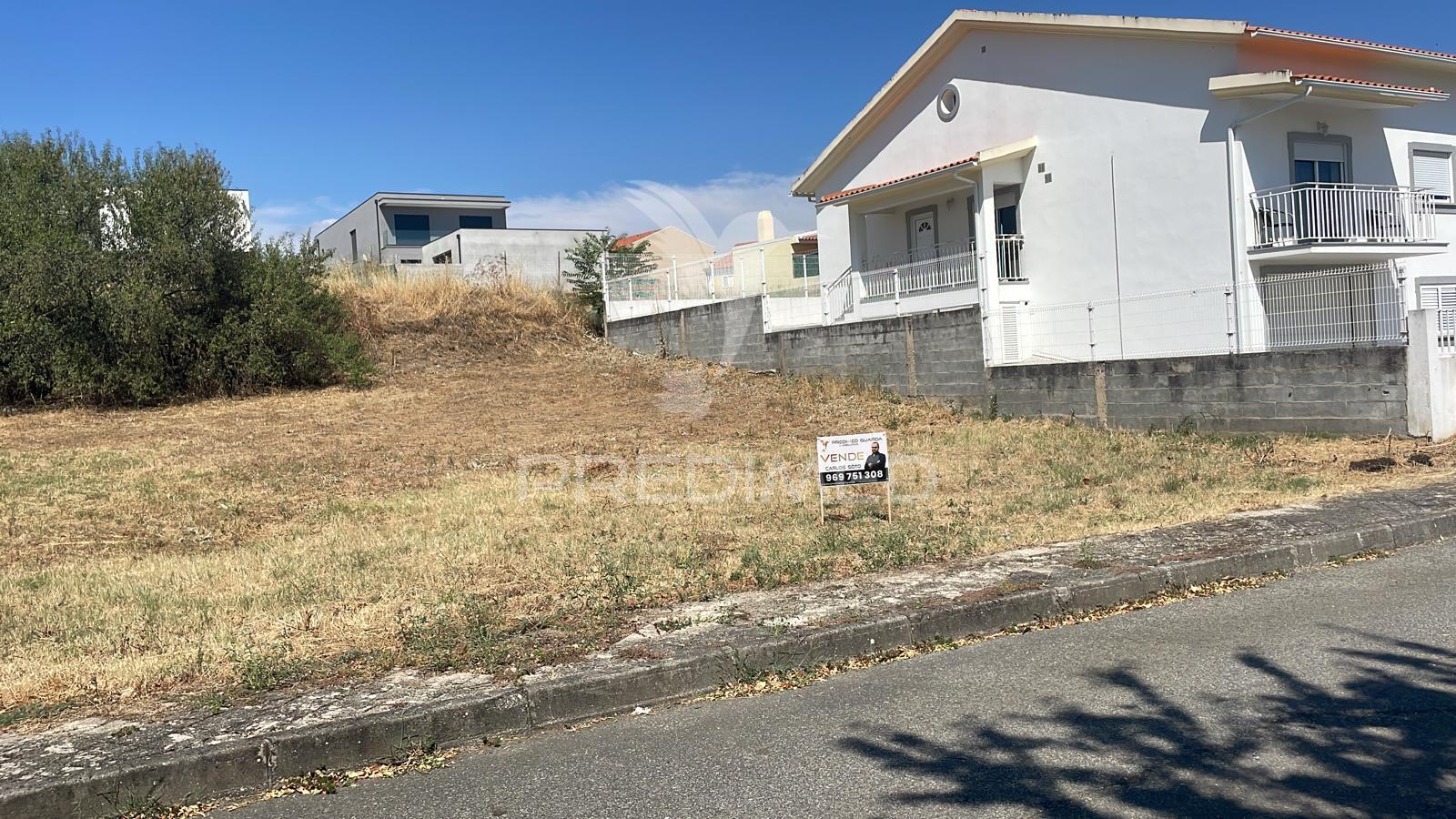 Lote  de construção em  vila nova de foz coa