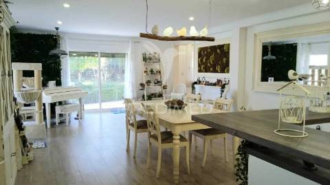 Magnifica quinta t3 com piscina, sintra.