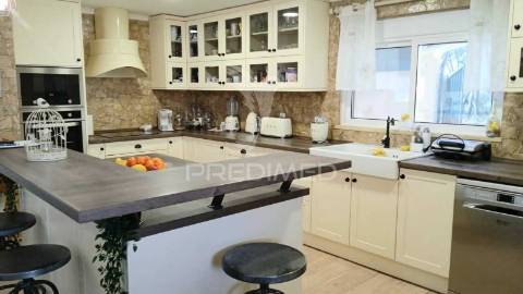 Magnifica quinta t3 com piscina, sintra.