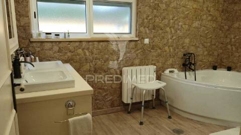 Magnifica quinta t3 com piscina, sintra.