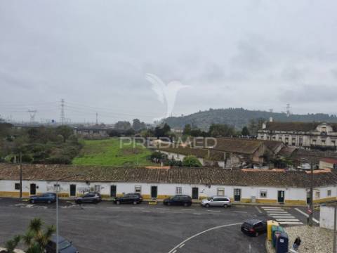 Apartamento t2 em carregado