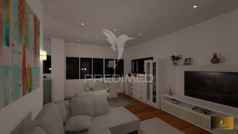 T2 totalmente remodelado | 8º andar com vista desafogada