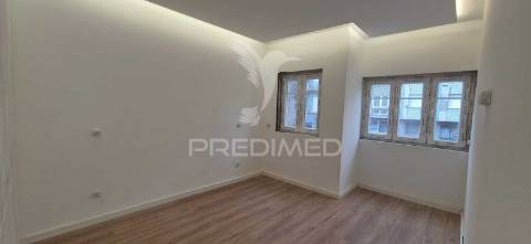 Encontre o seu espaço...fantástico apartamento novo,