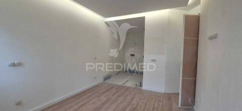 Encontre o seu espaço...fantástico apartamento novo,