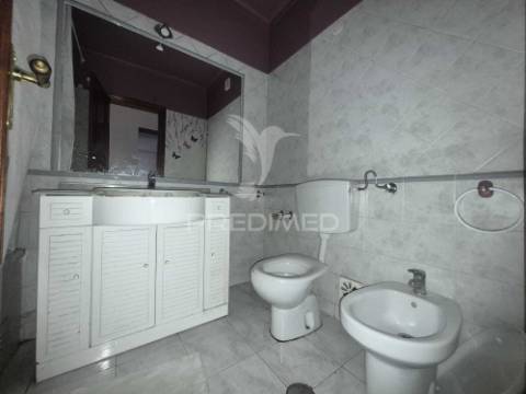 Apartamento t3 no carregado