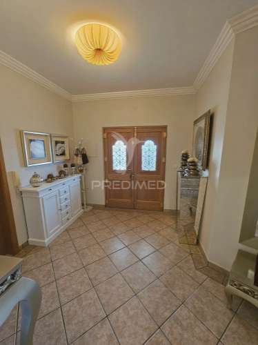 Moradia t4 com piscina — quinta d’el rey, beja