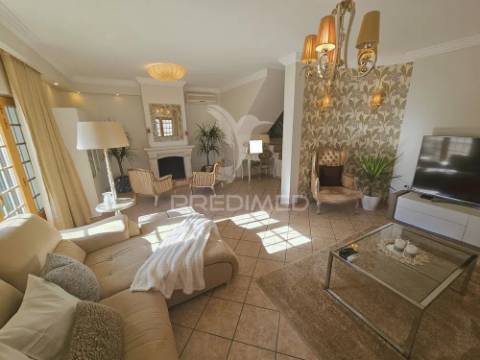 Moradia t4 com piscina — quinta d’el rey, beja