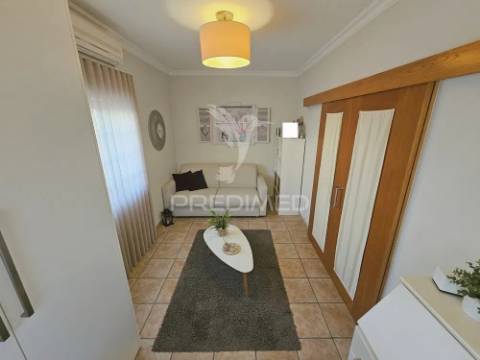 Moradia t4 com piscina — quinta d’el rey, beja