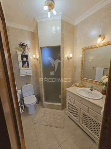 Moradia t4 com piscina — quinta d’el rey, beja