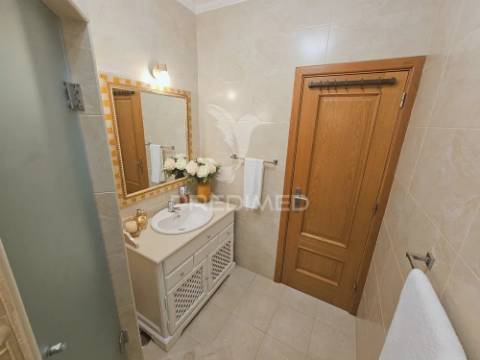 Moradia t4 com piscina — quinta d’el rey, beja