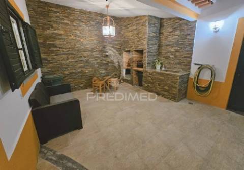 Moradia t4 com piscina — quinta d’el rey, beja