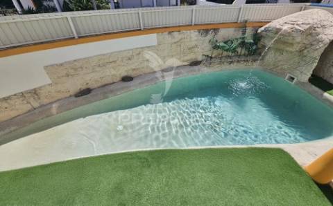 Moradia t4 com piscina — quinta d’el rey, beja