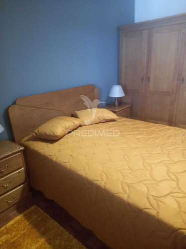 Moradia geminada t4 em salvaterra de magos