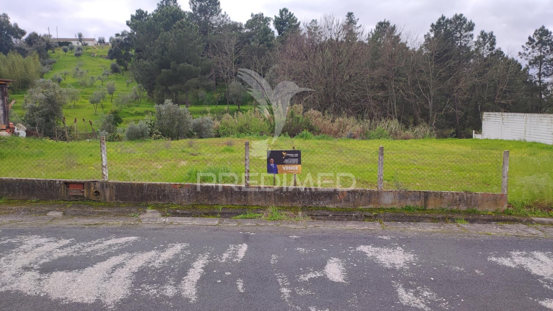 Terreno urbano 782 m2 - pinheiro grande - chamusca