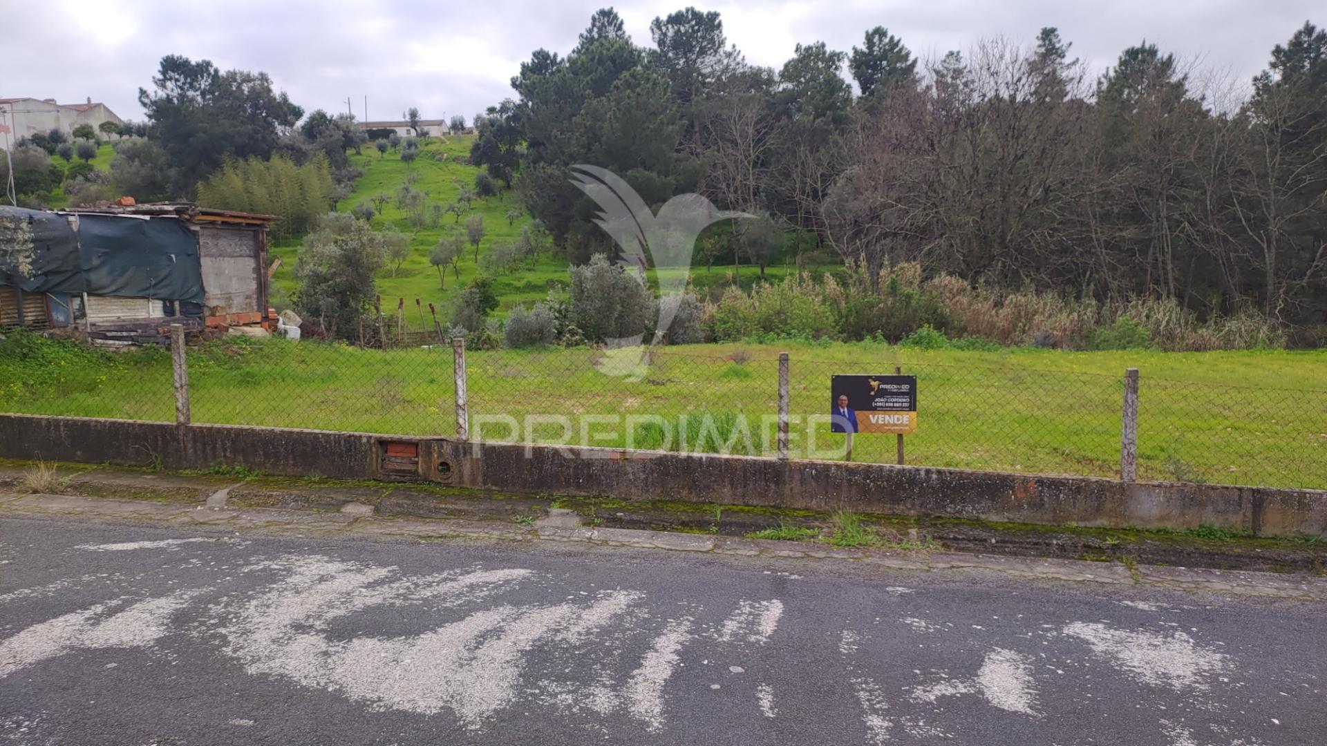 Terreno urbano 782 m2 - pinheiro grande - chamusca