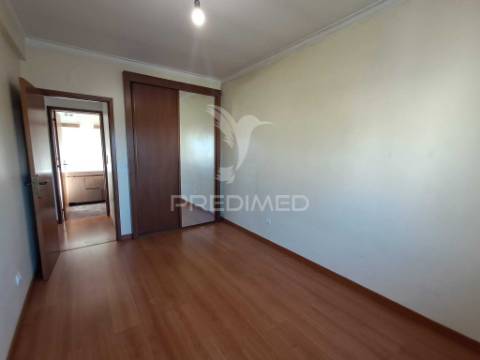 Apartamento t2 pendão, queluz belas