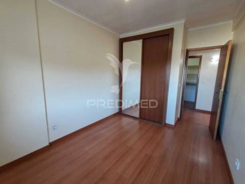 Apartamento t2 pendão, queluz belas