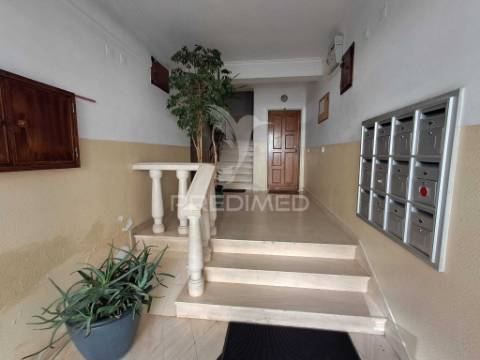 Apartamento t2 pendão, queluz belas