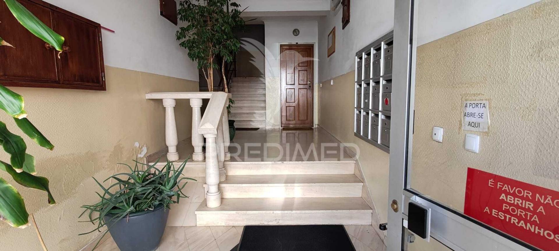 T2 no pendão queluz