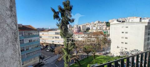 T2 no pendão queluz