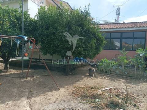 Moradia v6 em peso da régua