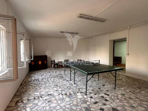 Moradia v6 em peso da régua