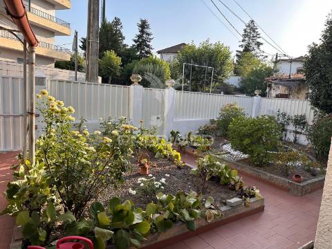 Moradia v6 em peso da régua