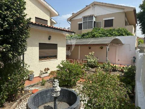 Moradia v6 em peso da régua