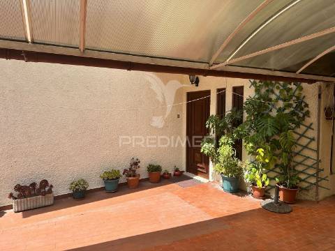 Moradia v6 em peso da régua